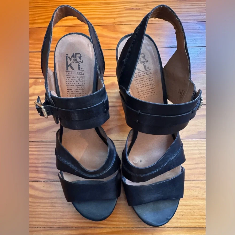 MRKT Womens Black & Cork Platform Sandals Size 9